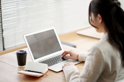 ビジネスメールの基本マナー!正しい書き方と送り方 | ワーク