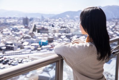 HSPとは?特徴やセルフチェックと向いている仕事の種類6選 | ライフ