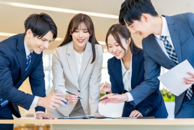 【保存版】もうググらない!今日から使える「ビジネス用語集」完全マスターガイド | ワーク